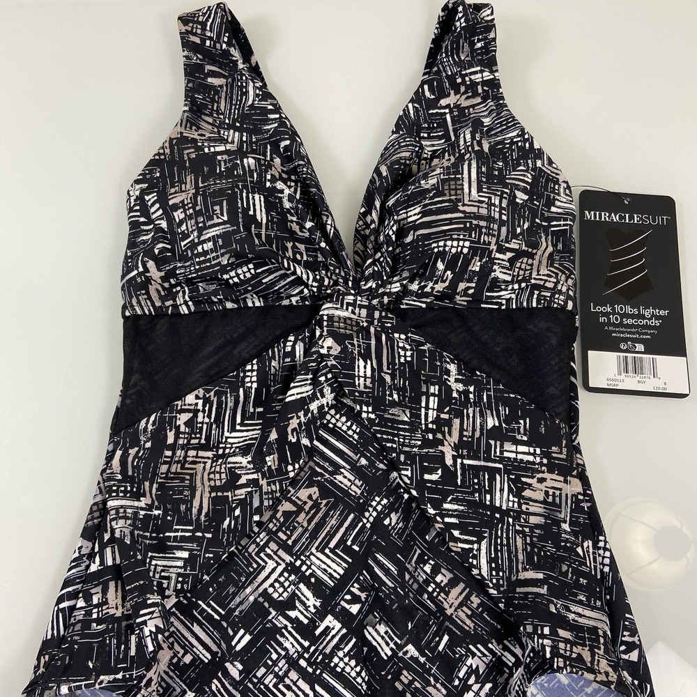 MIRACLESUIT Twist of Fate 1 PC V Neck Mesh‎ Cut Out Geometric Swimsuit Sz 8 NEW